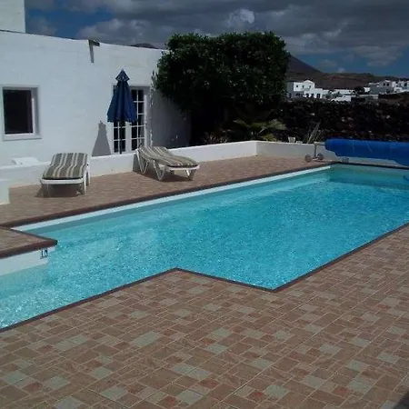Holiday home Sircameliz *